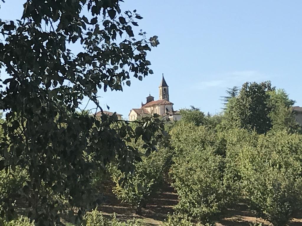 Sangrato 1883 Villa Monteu Roero Buitenkant foto