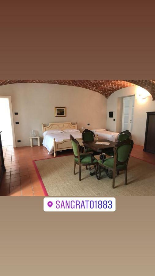 Sangrato 1883 Villa Monteu Roero Buitenkant foto
